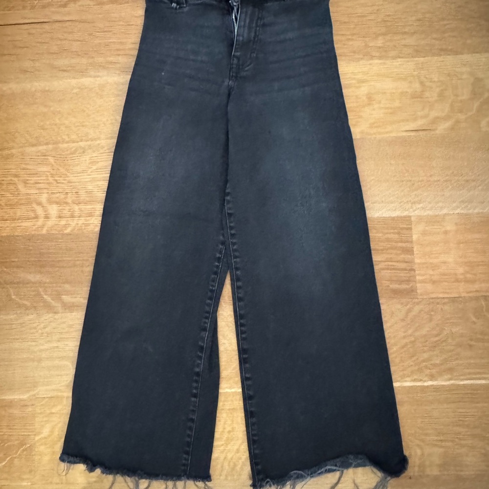 Zara Black Wide-Leg Cropped Jeans